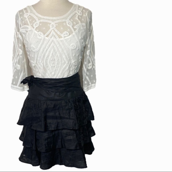 Club Monaco black organza tiered ruffle skirt Size 4 - Picture 7 of 9